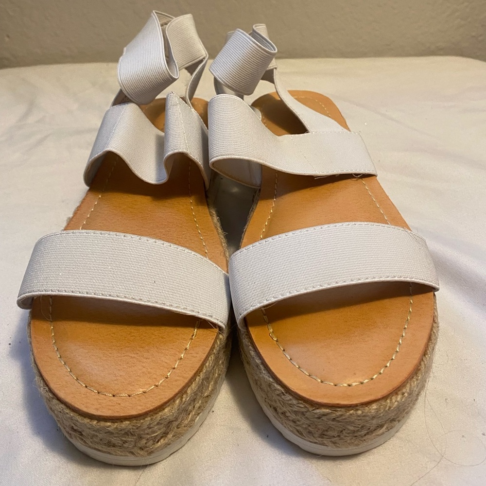 Madden Girl Breee White Espadrille Platform Sandals Womens 8.5